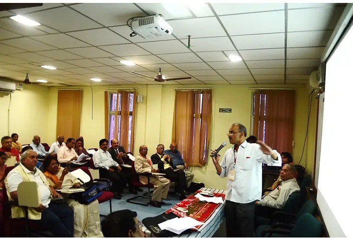 JP giving his presentation at National Seminar on River Saraswati at Hyderabad jon 27.01.2018